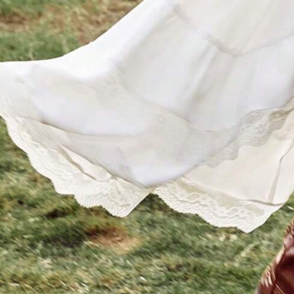 Boho White lace High low Stretchy Waist Maxi Skirt - Picture 5 of 10